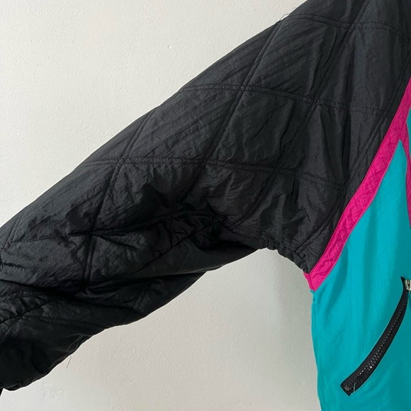 Ski Jacket - Picture 8 of 8